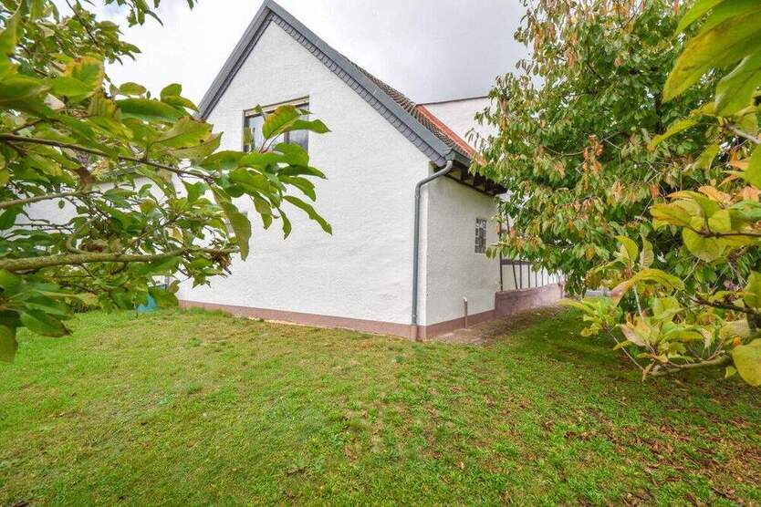 DIETZ: Gepflegtes Fachwerkhaus mit Garten, kleinem Nebengebäude im Babenhausen OT Harpertshausen! 5 zimmer