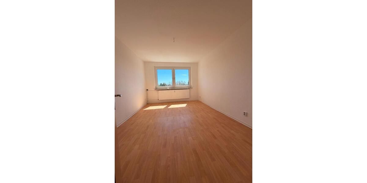 Etagenwohnung Raguhn-Jeßnitz Jeßnitz - 4 Zimmer, 70 m&sup2;, 420&euro; | Angebot:26383657