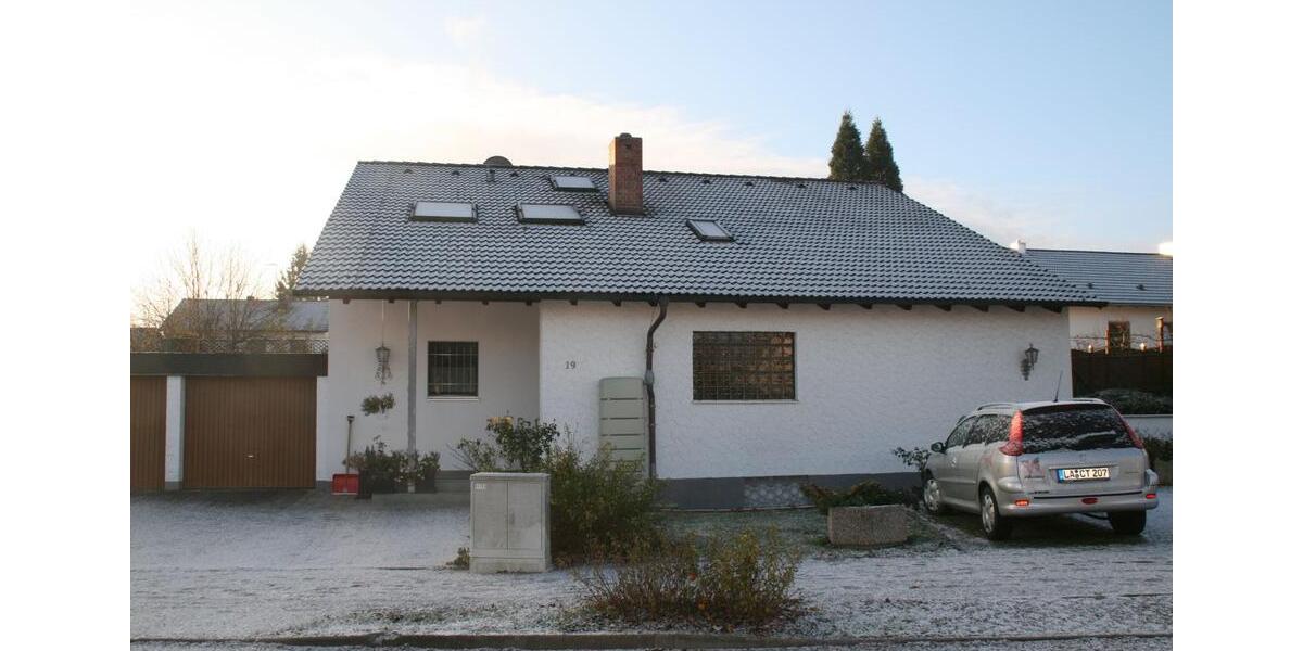 Wohnen auf Zeit Furth - 1 Zimmer, 16 m&sup2;, 320&euro; | Angebot:26000937