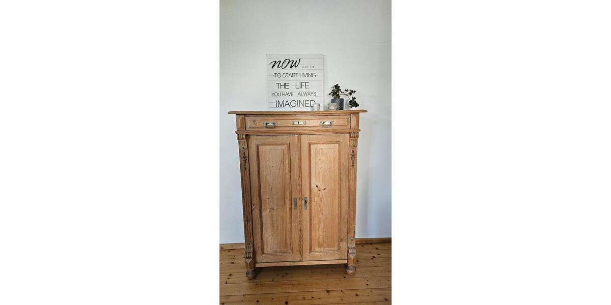 Wohnen auf Zeit Halle (Saale) Am Wasserturm/Thaerviertel - 3 Zimmer, 87 m&sup2;, 1.500&euro; | Angebot:26530782