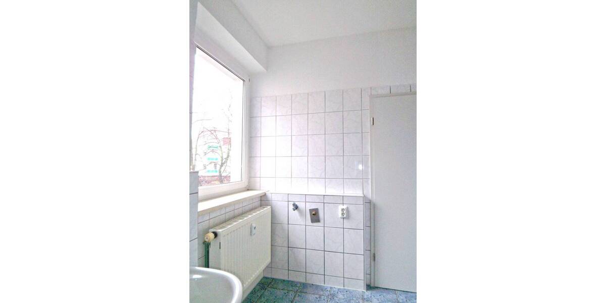 Etagenwohnung Bautzen - 2 Zimmer, 65 m&sup2;, 325&euro; | Angebot:19328935