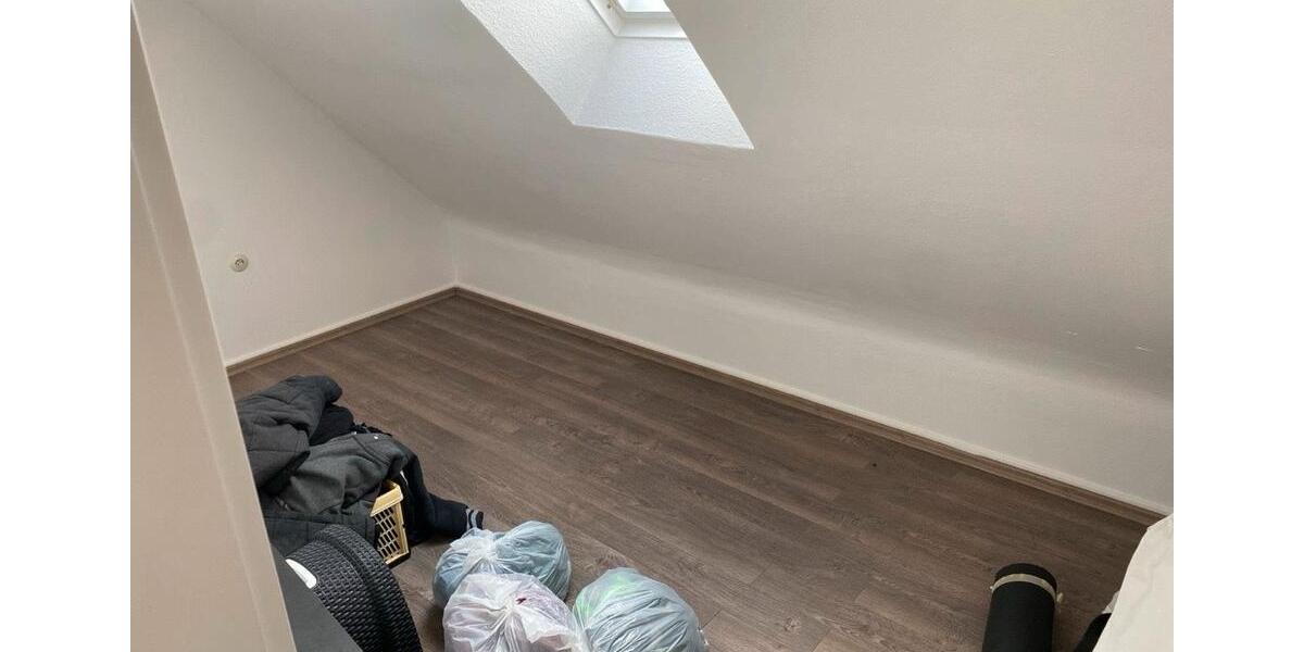 Dachgeschoßwohnung Stadthagen - 2 Zimmer, 70 m&sup2;, 950&euro; | Angebot:26626079