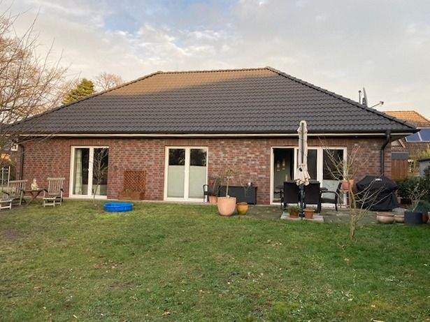 Moderner Bungalow mit Teichgrundstück in Schneverdingen 3 zimmer