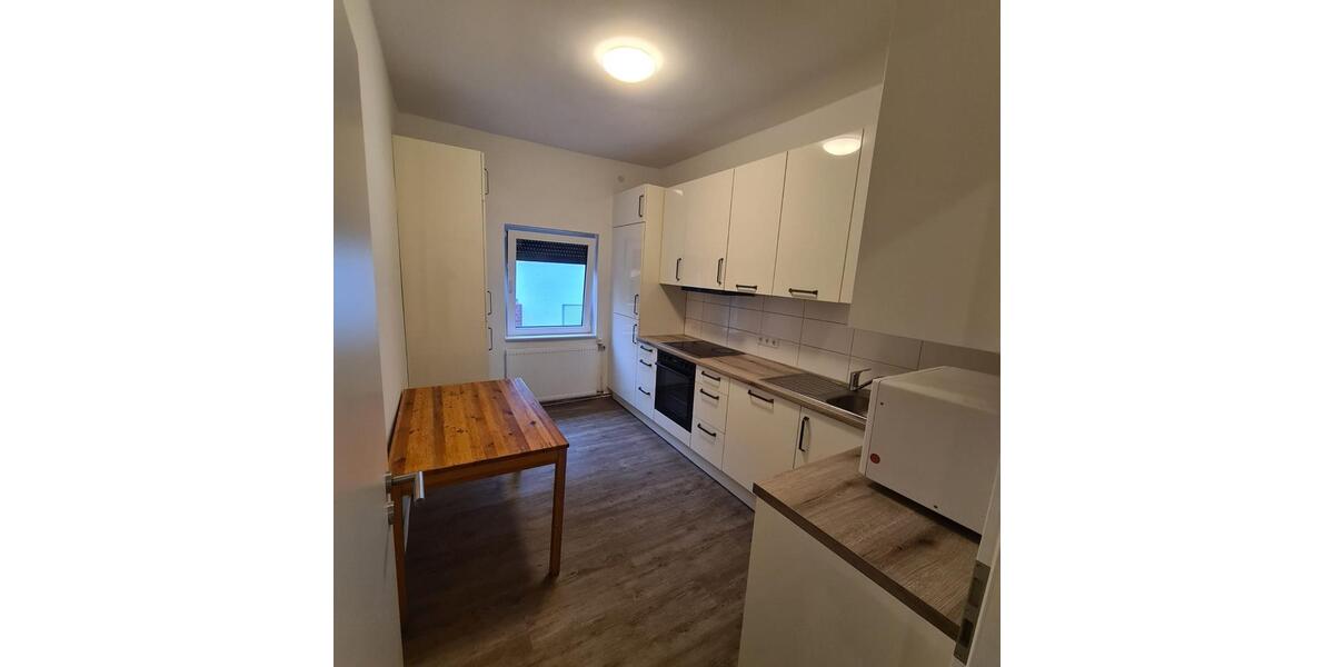 Erdgeschoßwohnung Sarstedt - 4 Zimmer, 20&euro; | Angebot:23583195