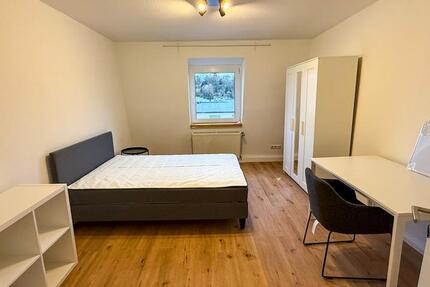 Möblierte 4er Frauen-WG mit Küche (Spülmaschine, Airfryer, ..) 4 zimmer