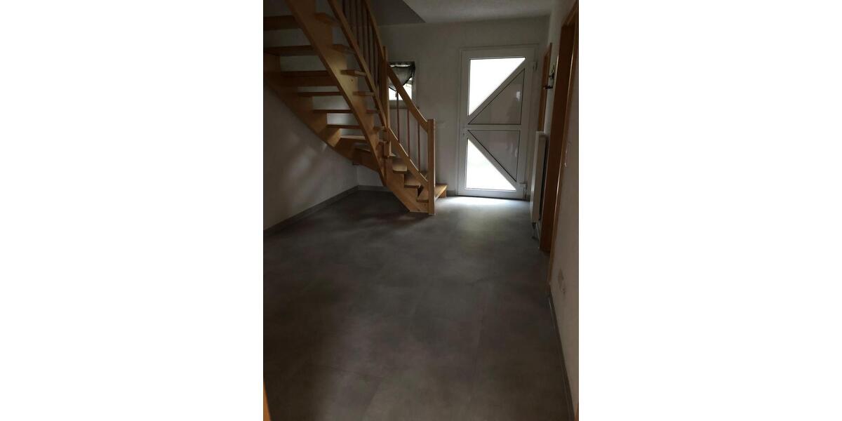 Etagenwohnung Balzhausen - 4 Zimmer, 110 m&sup2;, 970&euro; | Angebot:26413787