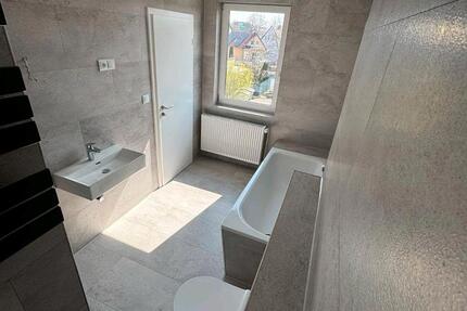 Wohnung Oschersleben (Bode) - 3 Zimmer, 80 m&sup2;, 700&euro; | Angebot:25105310