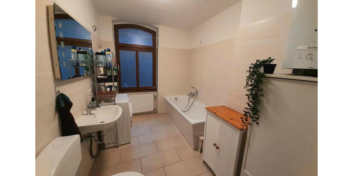 Wohnen auf Zeit Halle (Saale) Am Wasserturm/Thaerviertel - 3 Zimmer, 96 m&sup2;, 426&euro; | Angebot:26033125