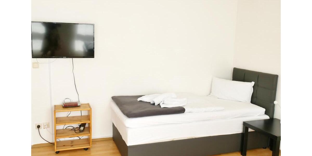 Wohnen auf Zeit Weiden in der Oberpfalz - 3 Zimmer, 100 m&sup2;, 99&euro; | Angebot:18415464