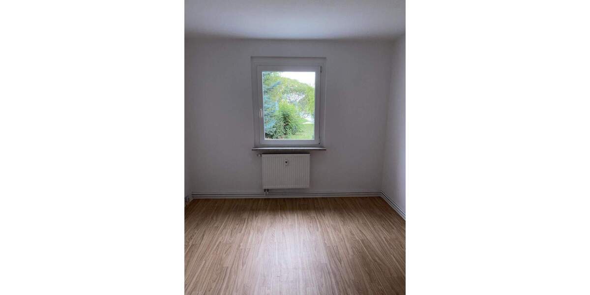 Etagenwohnung Arzberg - 3 Zimmer, 58 m&sup2;, 300&euro; | Angebot:23971816