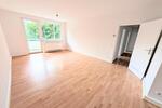 **Schön geschnittene 3-Zimmerwohnung!!Balkon + Eigener Gartenabteil!!*** zimmer