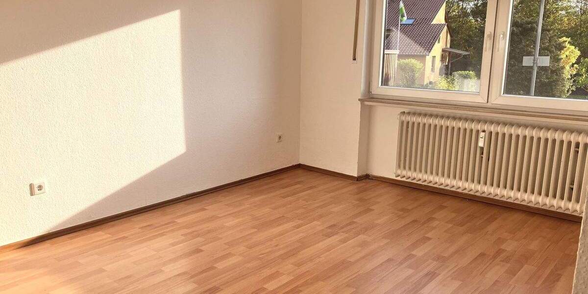 Etagenwohnung Kassel Harleshausen - 3 Zimmer, 95 m&sup2;, 830&euro; | Angebot:25733996