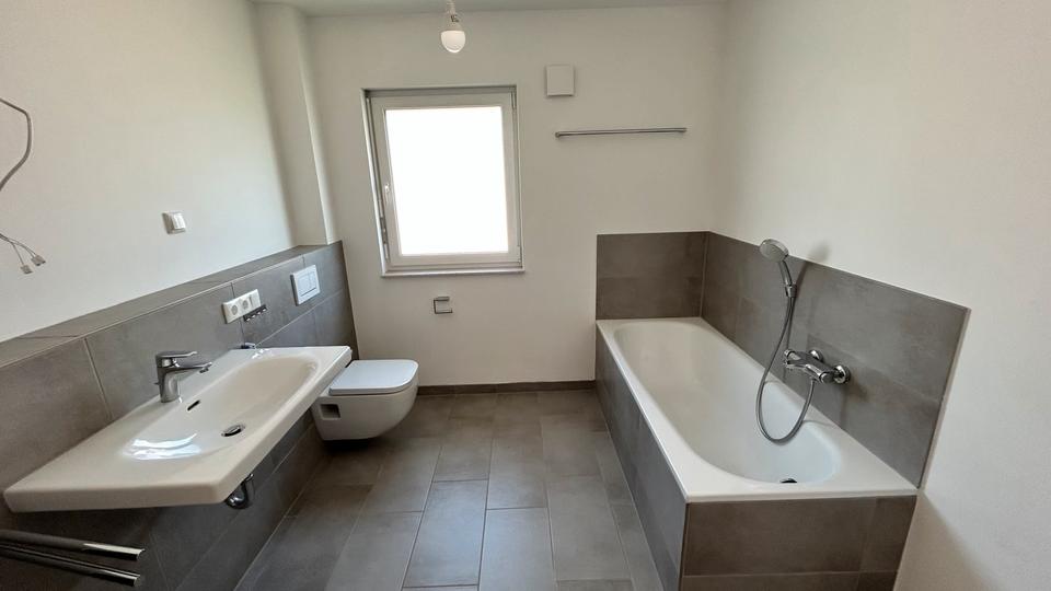 Etagenwohnung Kehl - 4 Zimmer, 135 m&sup2;, 1.595&euro; | Angebot:25362227