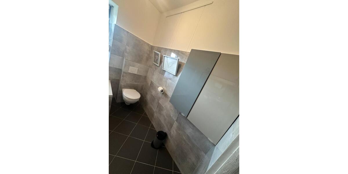 Wohnen auf Zeit Kröv - 3 Zimmer, 70 m&sup2;, 25&euro; | Angebot:23610636