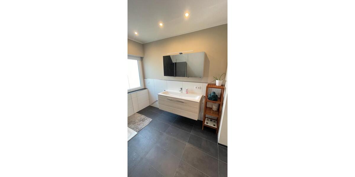 Haus möbliert mit Sauna zur zwischenmiete 4 zimmer