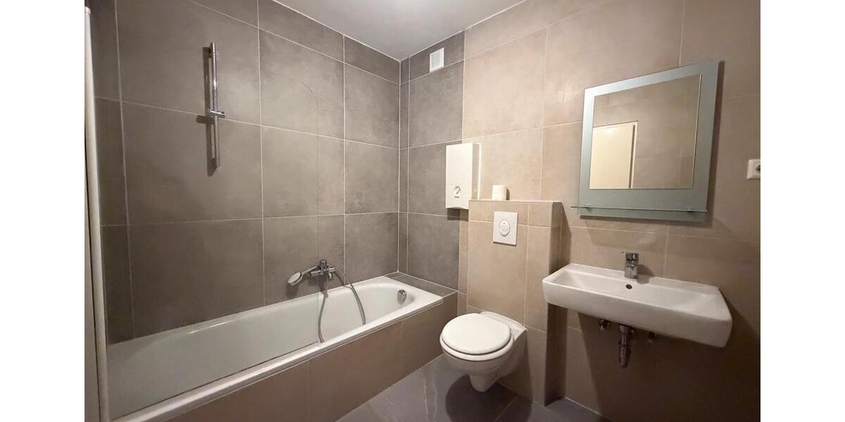 Etagenwohnung Saarbrücken Eschberg - 2 Zimmer, 63 m&sup2;, 599&euro; | Angebot:25178322