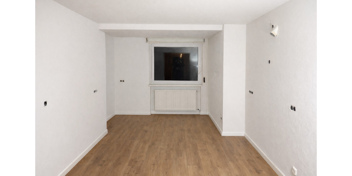 Erdgeschoßwohnung Bielefeld Heepen - 5 Zimmer, 147 m&sup2;, 1.450&euro; | Angebot:24853240