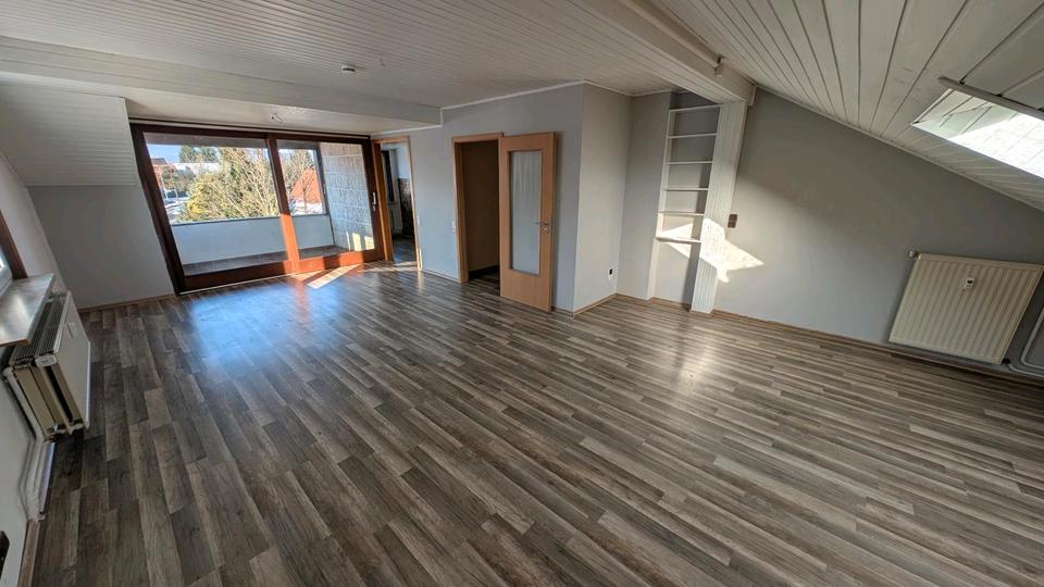 Dachgeschoßwohnung Reinhardshagen - 2 Zimmer, 62 m&sup2;, 450&euro; | Angebot:25548937