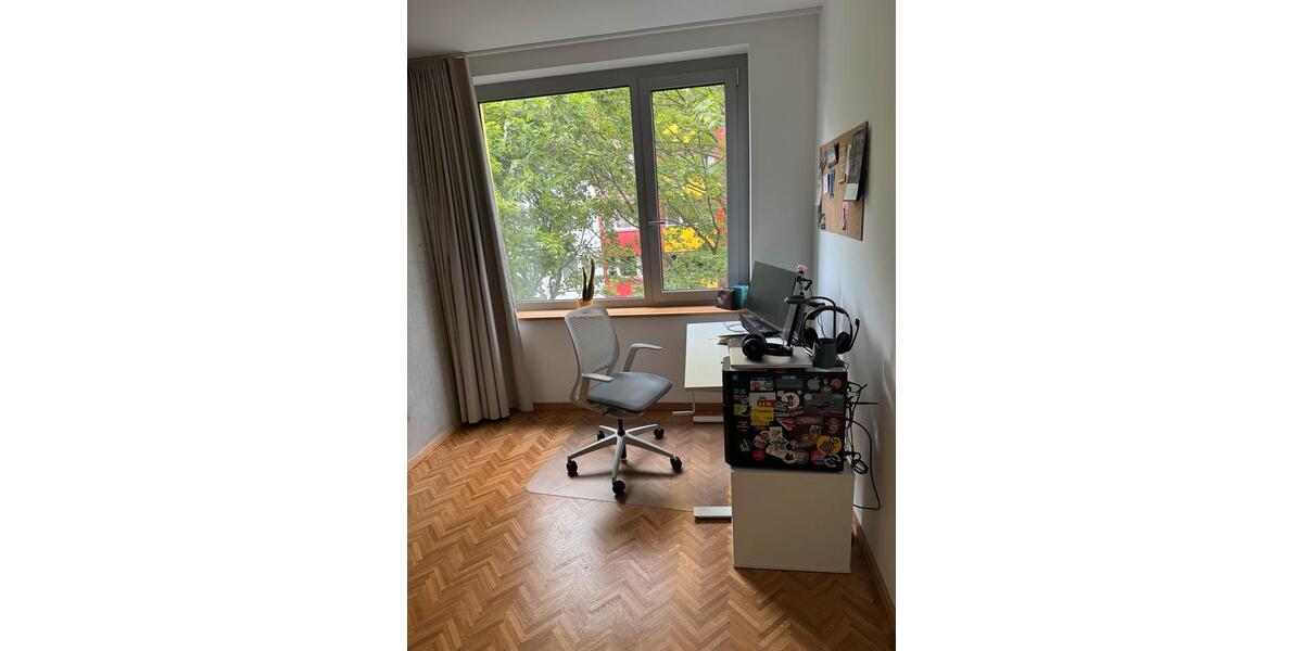 Etagenwohnung Berlin Mitte - 2.5 Zimmer, 80 m&sup2;, 2.100&euro; | Angebot:26645860