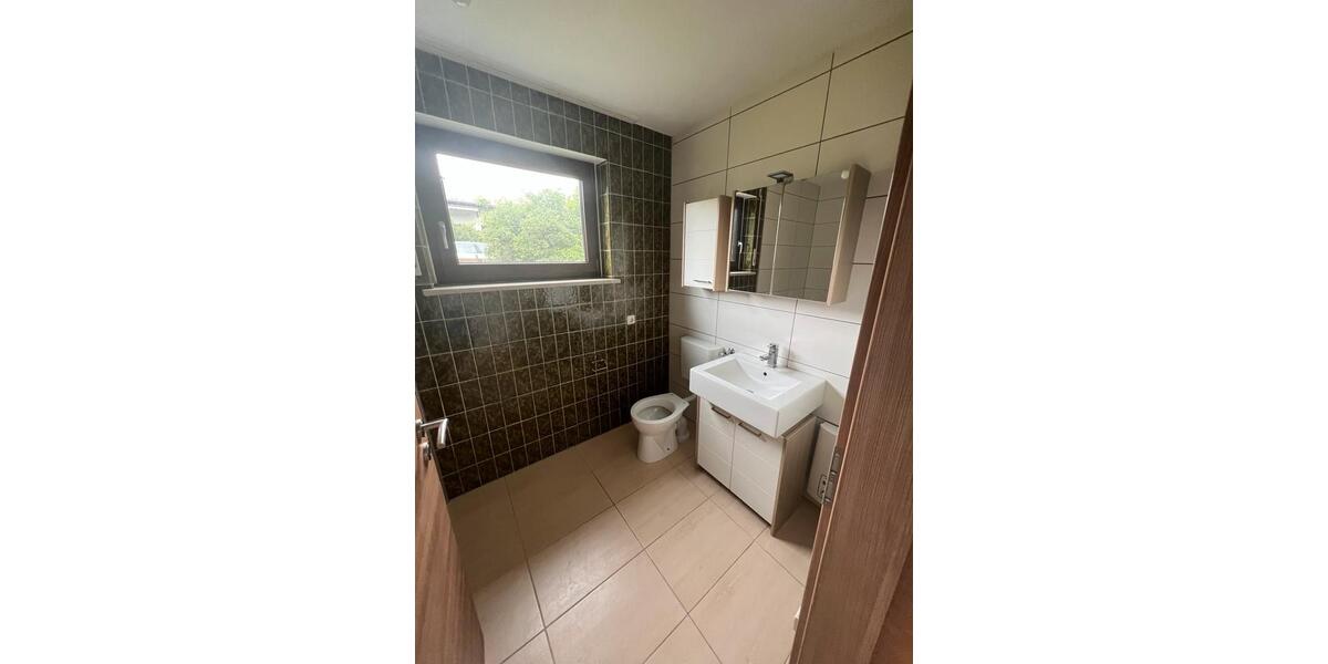 Erdgeschoßwohnung Schorndorf - 3 Zimmer, 88 m&sup2;, 610&euro; | Angebot:25784381