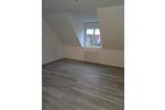 Dachgeschoßwohnung Püttlingen - 2.5 Zimmer, 62 m&sup2;, 780&euro; | Angebot:26050558