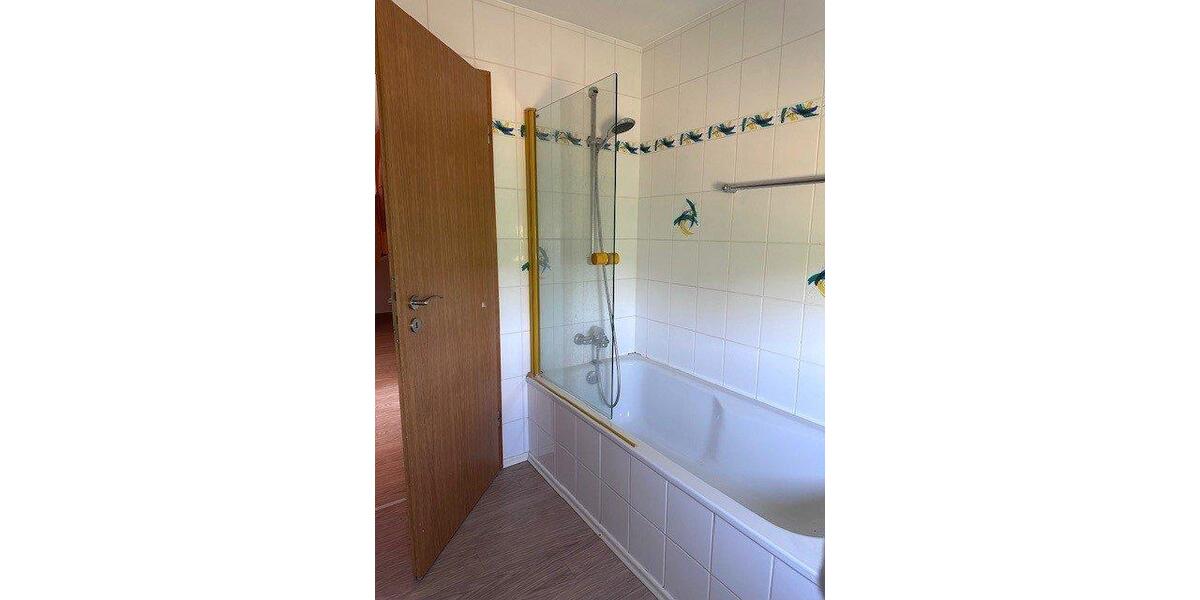Dachgeschoßwohnung Bad Zwesten - 4 Zimmer, 92 m&sup2;, 644&euro; | Angebot:23138166