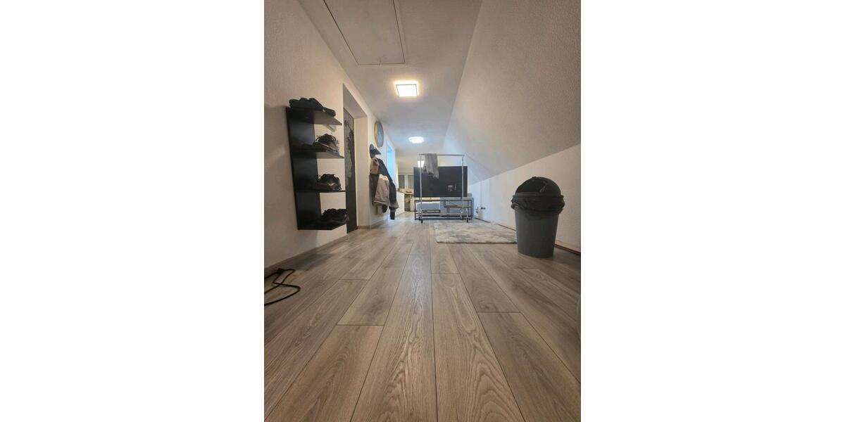 Dachgeschoßwohnung Gütersloh - 2 Zimmer, 50 m&sup2;, 650&euro; | Angebot:26531280