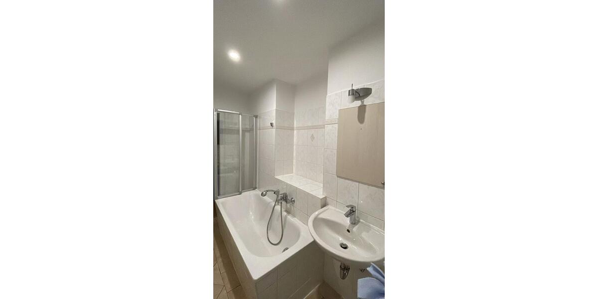 Etagenwohnung Crimmitschau - 3 Zimmer, 55 m&sup2;, 350&euro; | Angebot:26228098