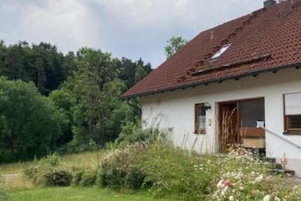 Wunderschönes Haus mit sep. Ein.whg. in NeuhausPeg. zu vermieten 10 zimmer