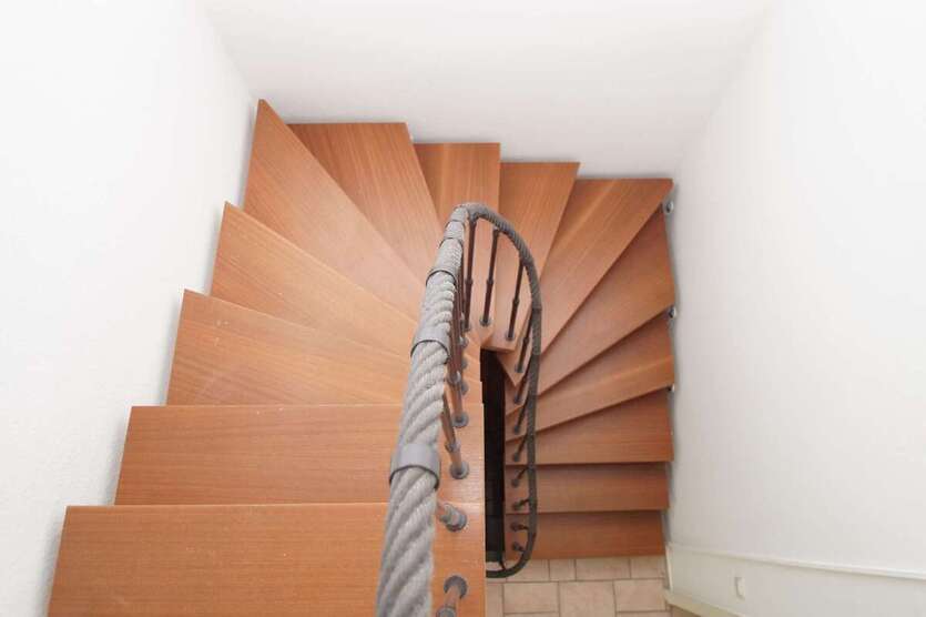 Familien aufgepasst! Schöne Doppelhaushälfte mit Keller + Stellplatz nahe Halle (Saale)! 4 zimmer