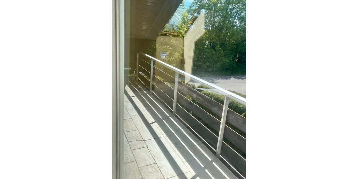 Etagenwohnung Vöhringen - 5 Zimmer, 135 m&sup2;, 1.300&euro; | Angebot:25793632