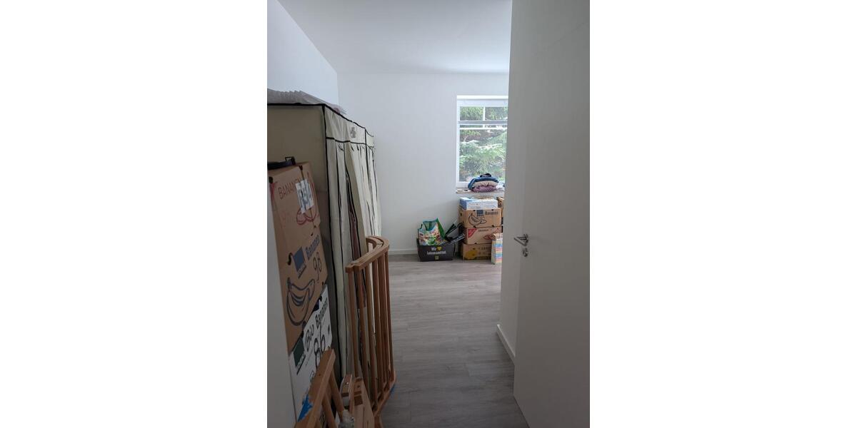 Erdgeschoßwohnung Stolk - 4 Zimmer, 100 m&sup2;, 1.150&euro; | Angebot:25850173