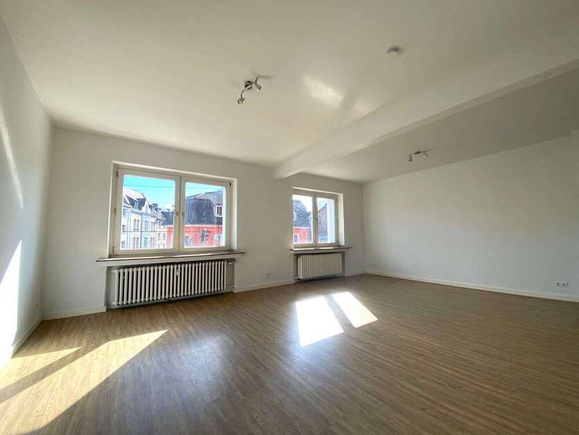 Wohnung zum Mieten in Bochum 1.060,81 € 135 m²