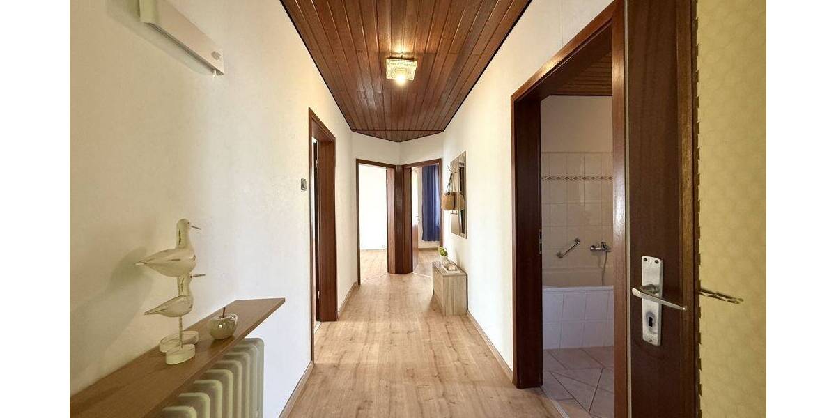 helle sanierte Altbau Wohnung 2 zimmer