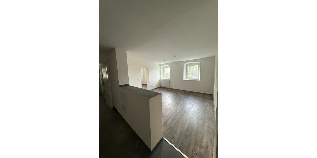 Etagenwohnung Marktredwitz - 2 Zimmer, 300 m&sup2;, 475&euro; | Angebot:23791383