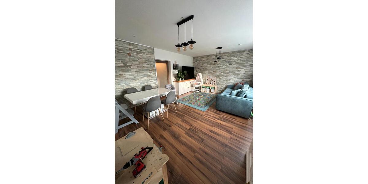 Terrassenwohnung Traunreut Irsing - 3 Zimmer, 82 m&sup2;, 1.050&euro; | Angebot:26102571