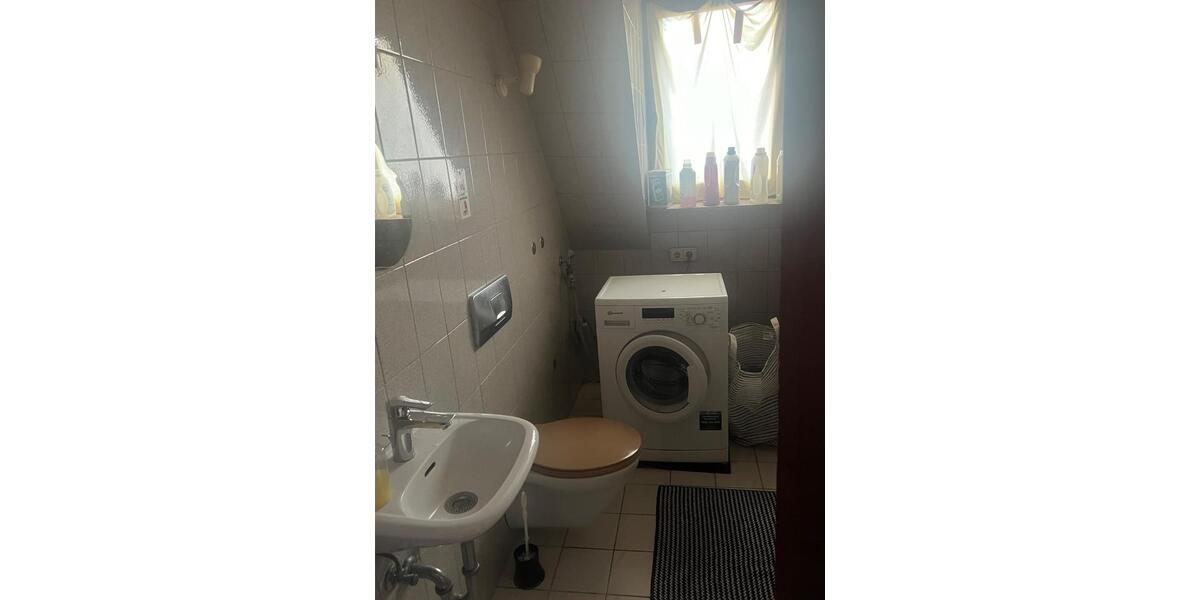 Wohnen auf Zeit Kaiserslautern Betzenberg - 1 Zimmer, 16 m&sup2;, 330&euro; | Angebot:26426362