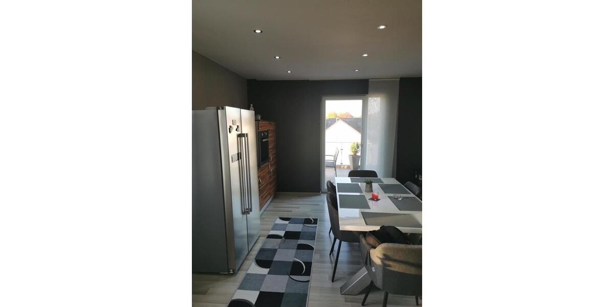 Etagenwohnung Brakel - 1 Zimmer, 140 m&sup2;, 1.200&euro; | Angebot:26036380