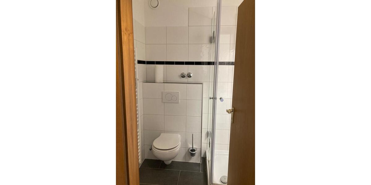 Etagenwohnung Düsseldorf Stadtbezirk 5 - 1 Zimmer, 35 m&sup2;, 1.000&euro; | Angebot:26468172