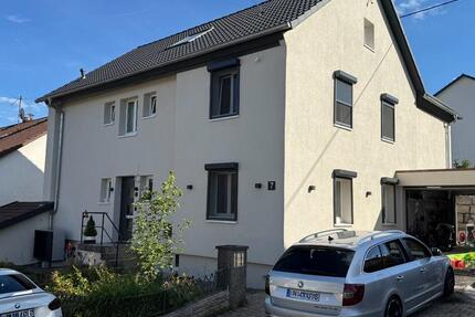 Freistehenden Haus zu vermieten 260m² +Keller geringe Nebenkosten 8 zimmer
