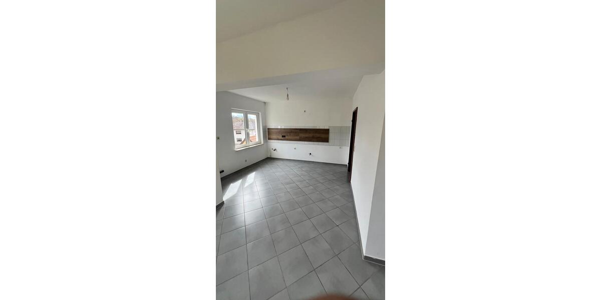 Etagenwohnung Warburg - 3 Zimmer, 75 m&sup2;, 525&euro; | Angebot:26040075