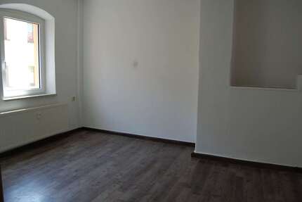 Wohnung Elsterberg - 3 Zimmer, 75 m&sup2;, 349&euro; | Angebot:27212227