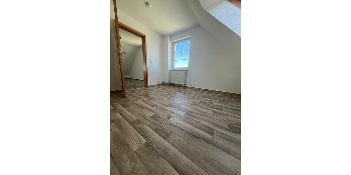 Dachgeschoßwohnung Anklam - 2 Zimmer, 46 m&sup2;, 322&euro; | Angebot:26492472