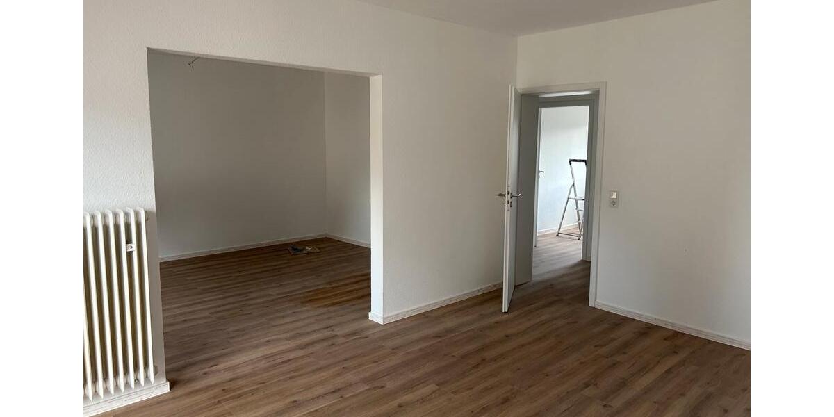 Etagenwohnung Gießen - 4 Zimmer, 87 m&sup2;, 1.220&euro; | Angebot:25902143