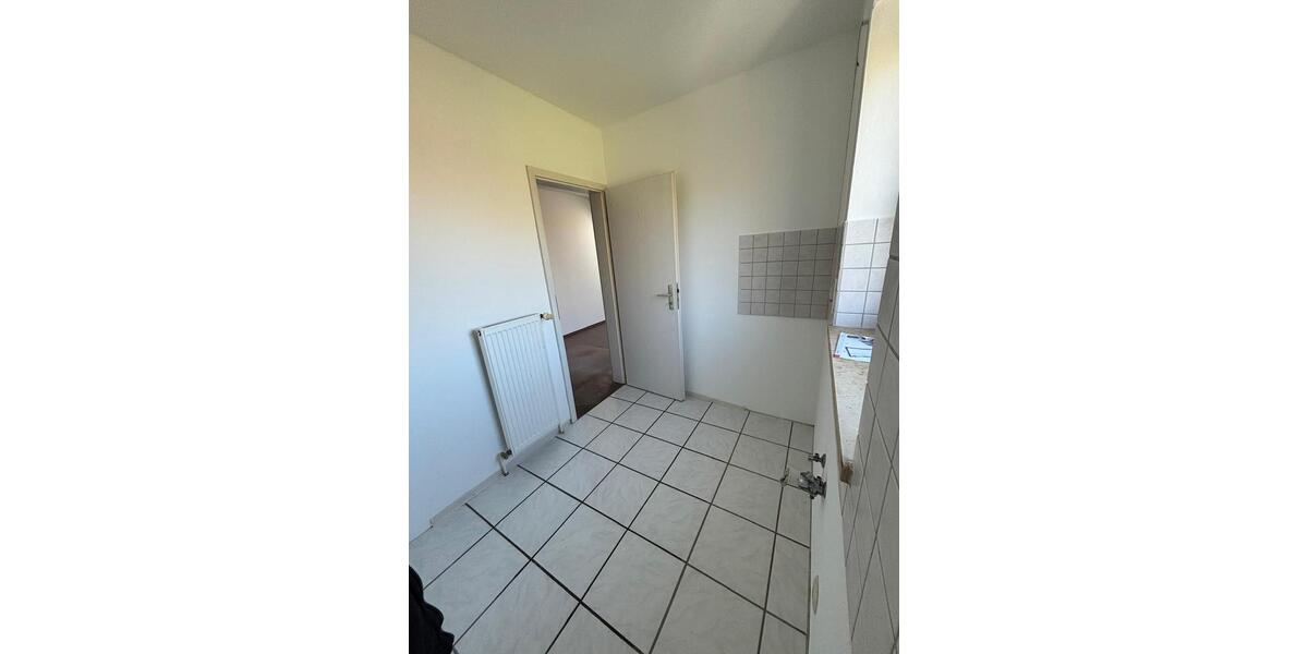 Dachgeschoßwohnung Hildburghausen - 2 Zimmer, 53 m&sup2;, 530&euro; | Angebot:26279344