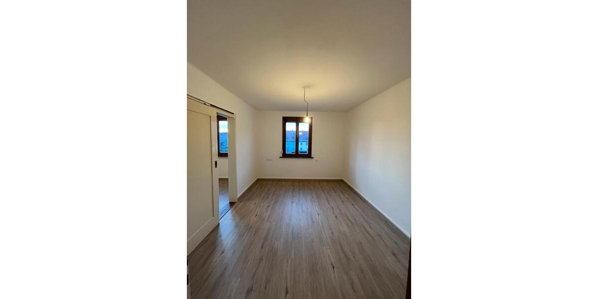 Reihenhaus Hechingen - 5 Zimmer, 90 m&sup2;, 1.100&euro; | Angebot:24977744