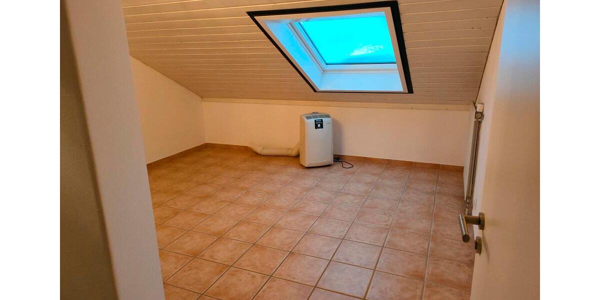 WG Zimmer in Doppelhaushälfte 1 zimmer