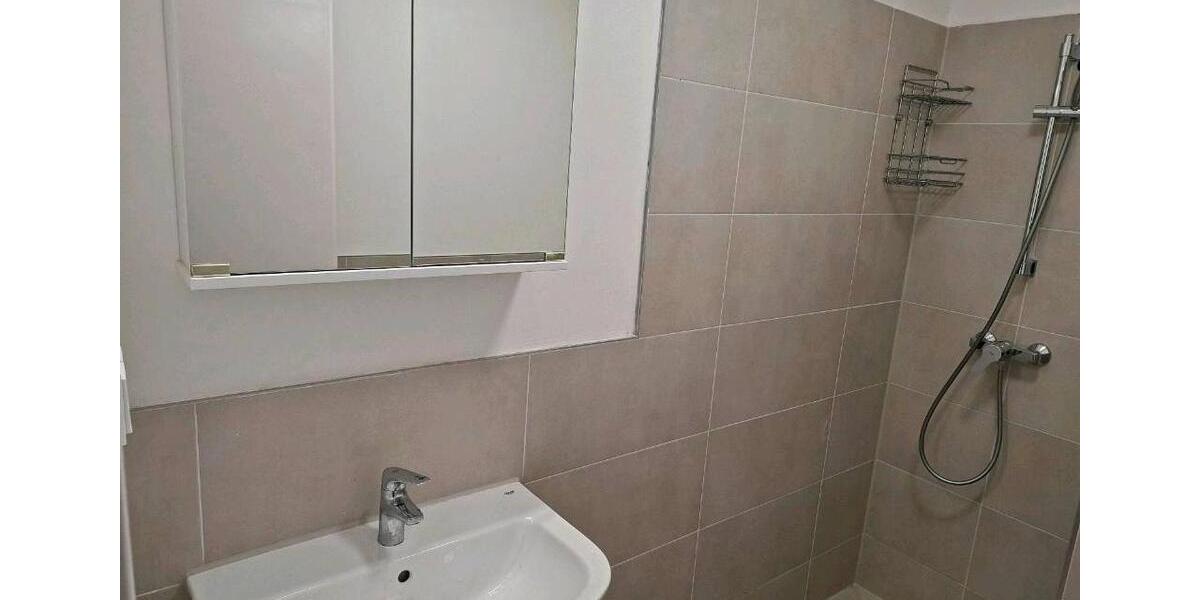 Etagenwohnung Hamburg Harburg - 3 Zimmer, 65 m&sup2;, 1.250&euro; | Angebot:26670302