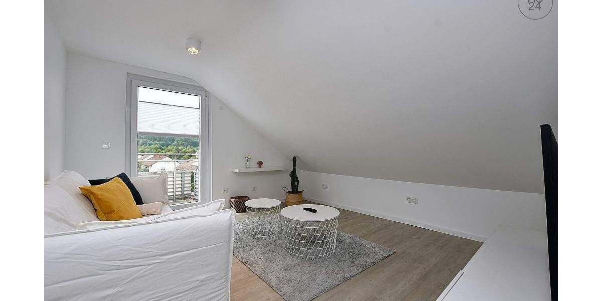 Etagenwohnung Nagold - 3 Zimmer, 60 m&sup2;, 1.370&euro; | Angebot:24672937