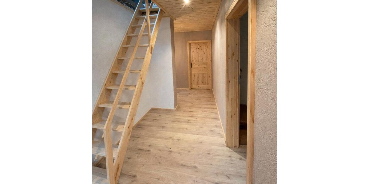 Dachgeschoßwohnung Albisheim (Pfrimm) - 3 Zimmer, 92 m&sup2;, 1.000&euro; | Angebot:26420105